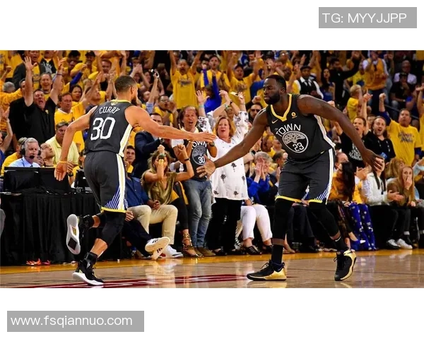 勇士与马刺首场对决精彩回顾球星表现与战术分析一览 勇士与马刺首场对决精彩回顾球星表现与战术分析一览