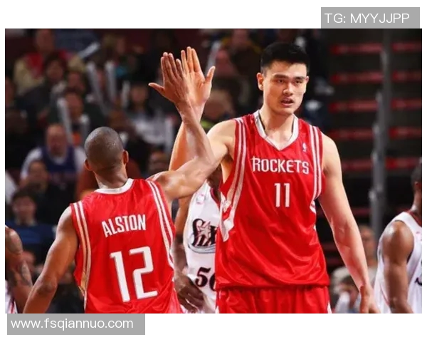 姚明领衔火箭队对决老鹰队的精彩对抗赛回顾与分析 姚明领衔火箭队对决老鹰队的精彩对抗赛回顾与分析